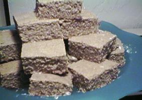 [sour cream and honey cake]