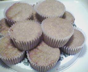 [uniced sugar 'n spice cakes]